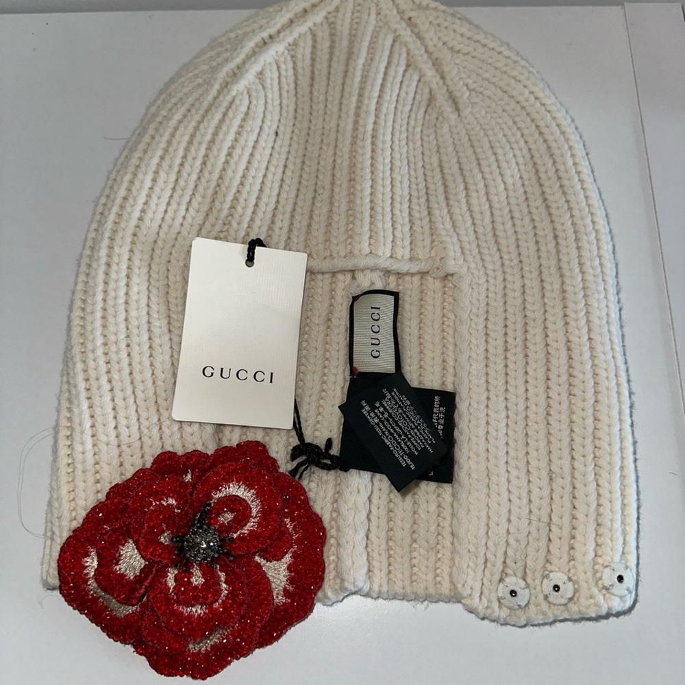 Gucci limited addition lana wool ivory /red flower hat